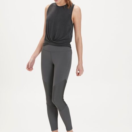 athlecia_diamy_w_cropped_tank_top_black_ea203439_1001_5575.jpg athlecia_diamy_w_cropped_tank_top_black_ea203439_1001_5575.jpg