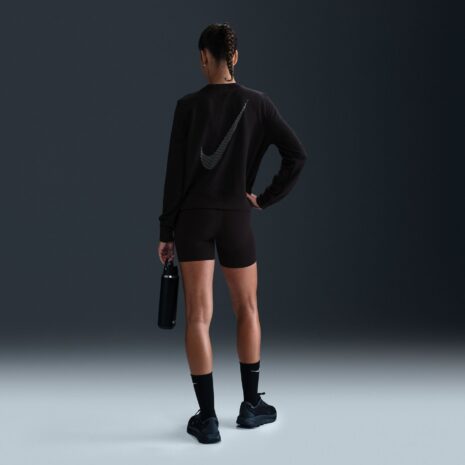 nike_w_nk_one_df_crew_hbr_tt_black_ib1450_010_7893.jpg nike_w_nk_one_df_crew_hbr_tt_black_ib1450_010_7893.jpg