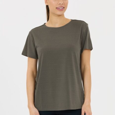 athlecia_lizzy_w_slub_s_s_tee_gunmetal_ea201291_1013_3839.jpg athlecia_lizzy_w_slub_s_s_tee_gunmetal_ea201291_1013_3839.jpg